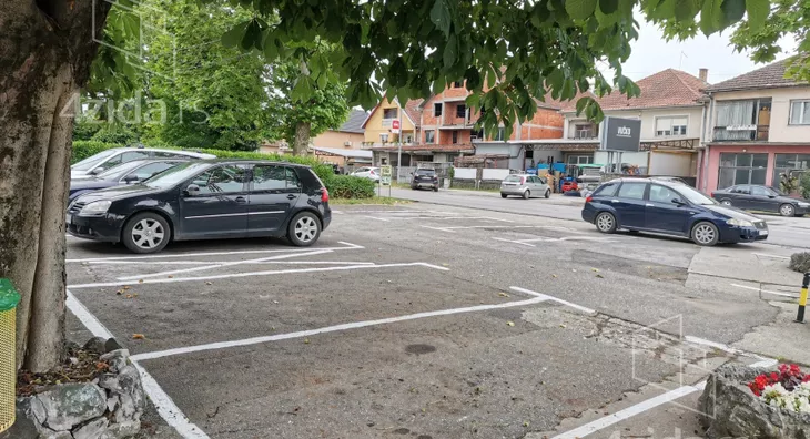Ugostiteljski objekat | 4zida