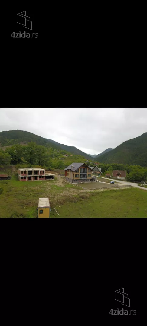 Građevinsko zemljište | 4zida