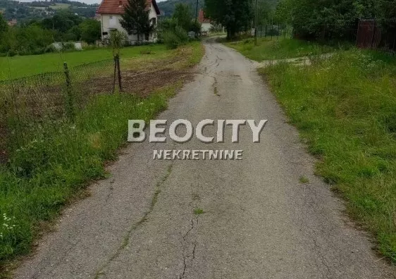 Plac | 4zida