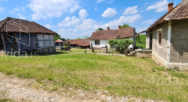 Poljoprivredno zemljište | 4zida