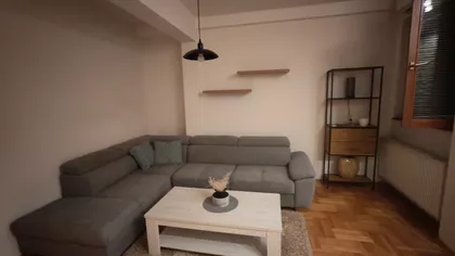 Ekonomski/Pravni Fakultet | 4zida.rs