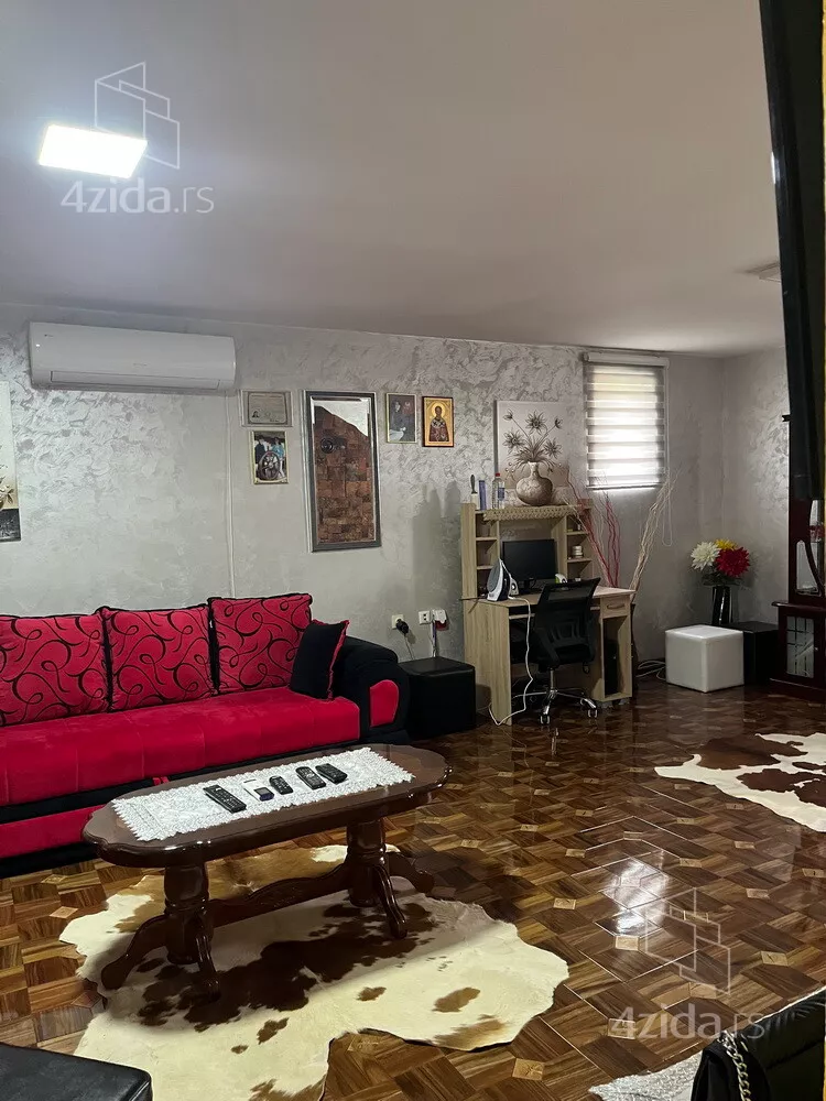 Kuća | 4zida