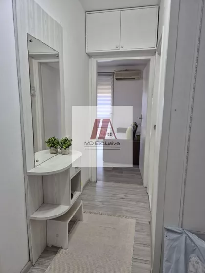 Darinke Radović | 4zida.rs