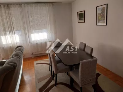 Cara Dušana | 4zida.rs