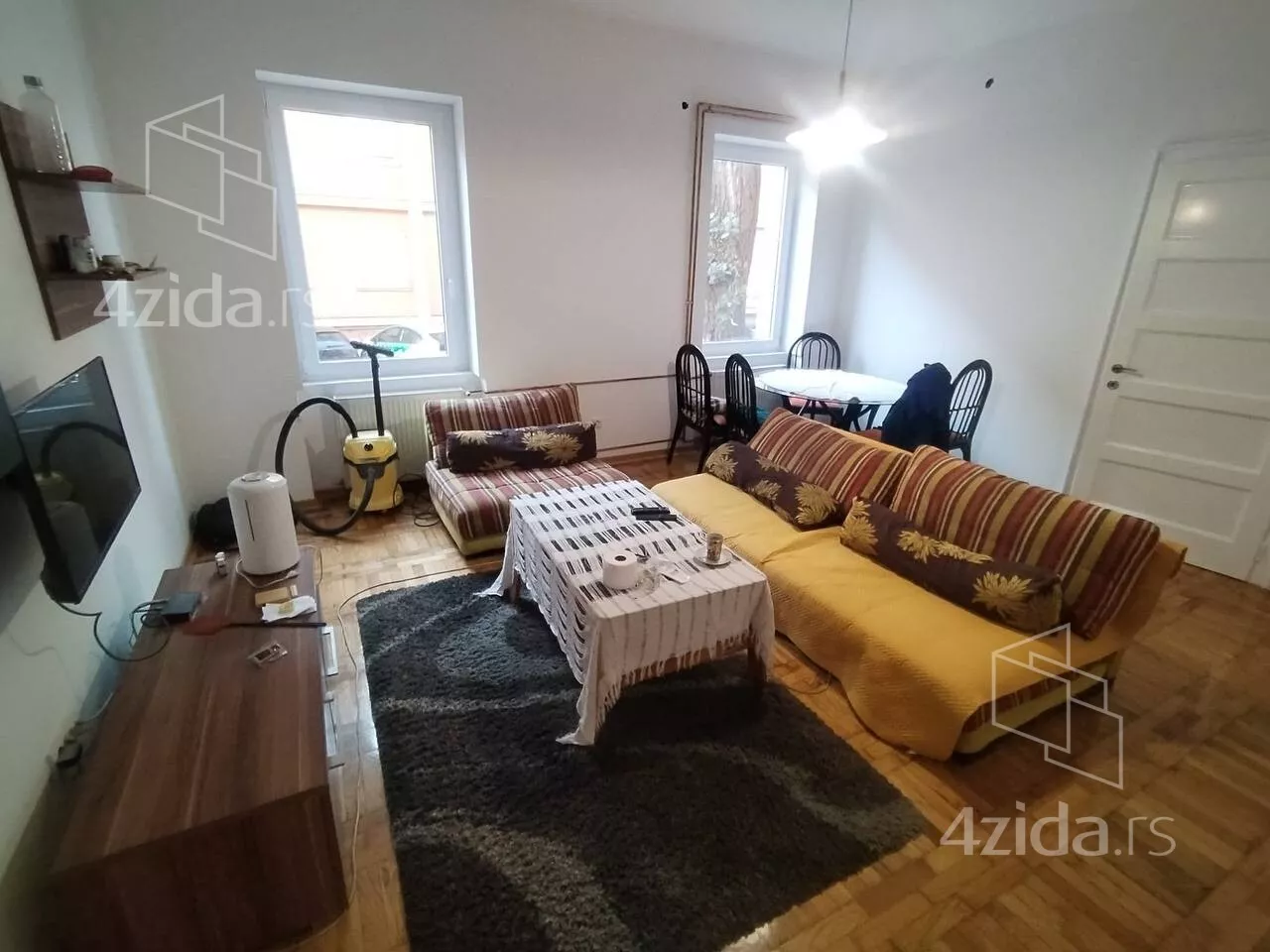 Troiposoban stan | 4zida