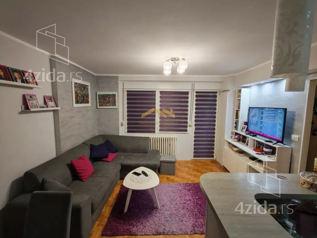 Troiposoban stan | 4zida