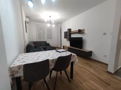 Rumenački Put | 4zida.rs