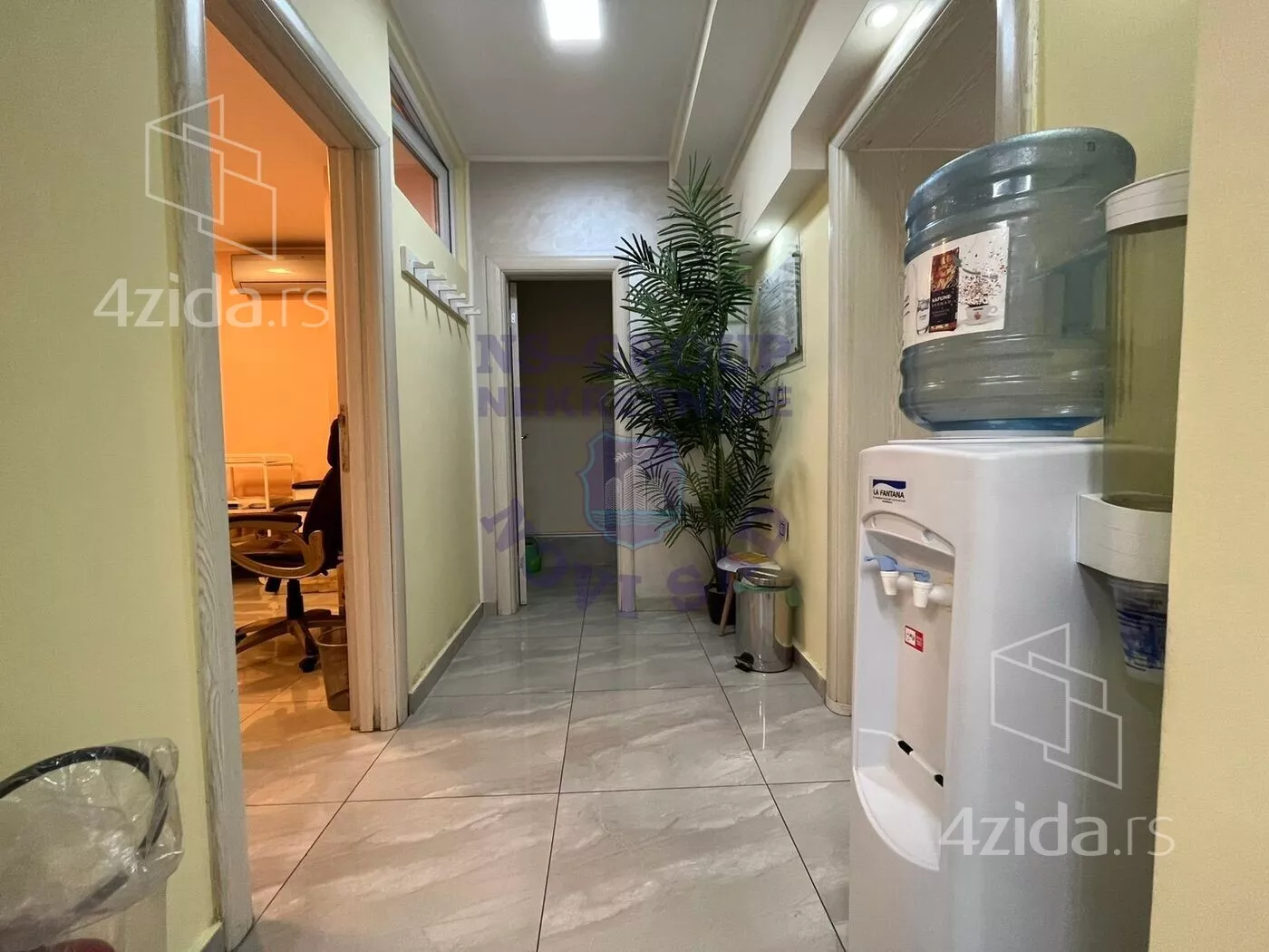 Poslovni prostor | 4zida