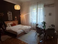 Politika, Stari Grad opština, Beograd | 4zida.rs