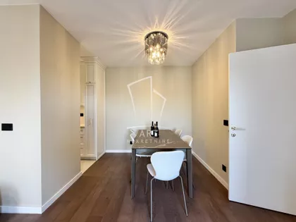 Prvomajska | 4zida.rs