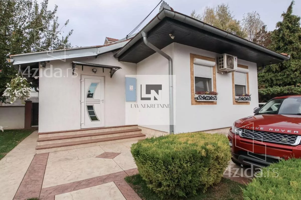 Kuća | 4zida