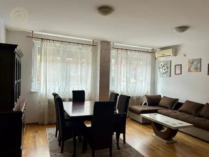 Cara Dušana | 4zida.rs