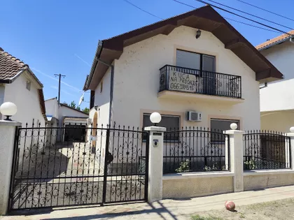 Jesenjinova 3 | 4zida.rs