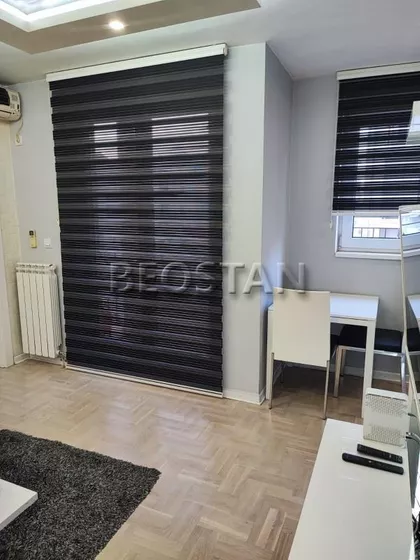 Crveni Krst Vračar | 4zida.rs