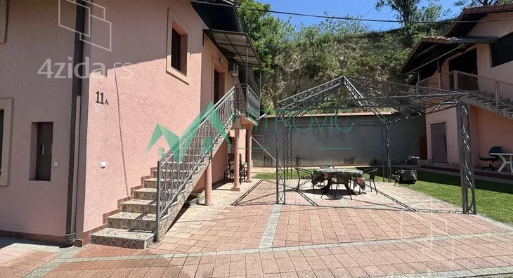Kuća | 4zida