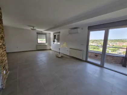 Vašarište | 4zida.rs