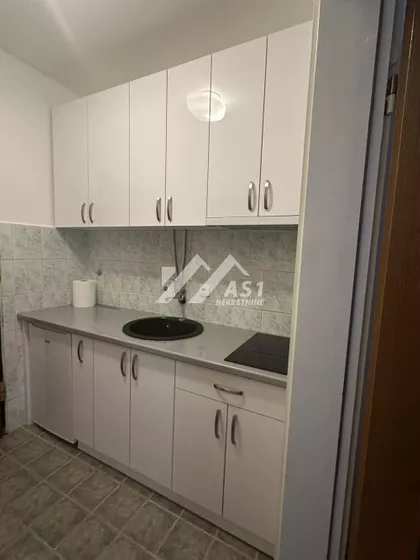 Braće Ribnikar | 4zida.rs