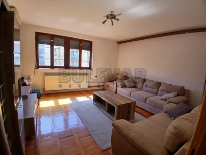 Trg kralja Aleksandra Ujedinitelja | 4zida.rs