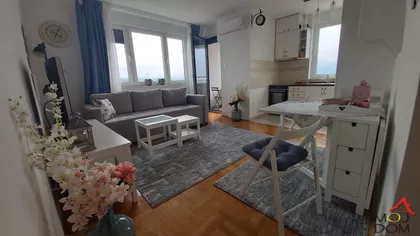 Bulevar Oslobođenja | 4zida.rs