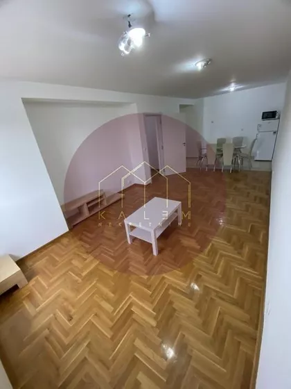 Stepa Stepanović | 4zida.rs