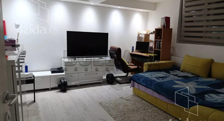 4-etažna kuća | 4zida