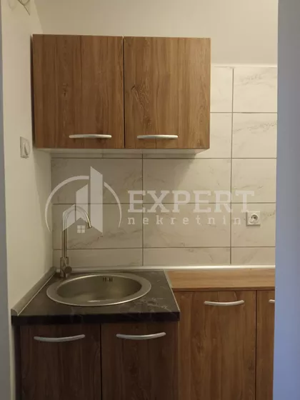 Sretena Stefanovića | 4zida.rs