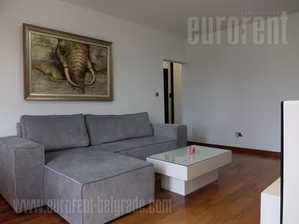 STARI MERKATOR | 4zida.rs