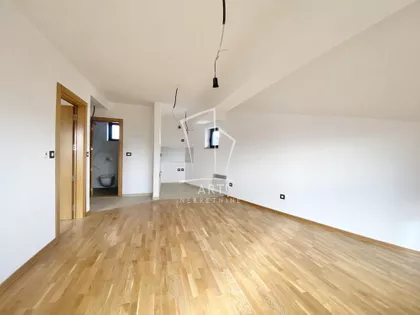 Krfska | 4zida.rs
