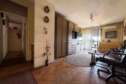 Grčića Milenka bb | 4zida.rs
