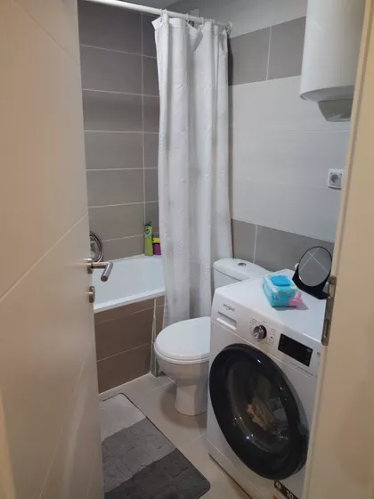 Zetska Bb | 4zida.rs