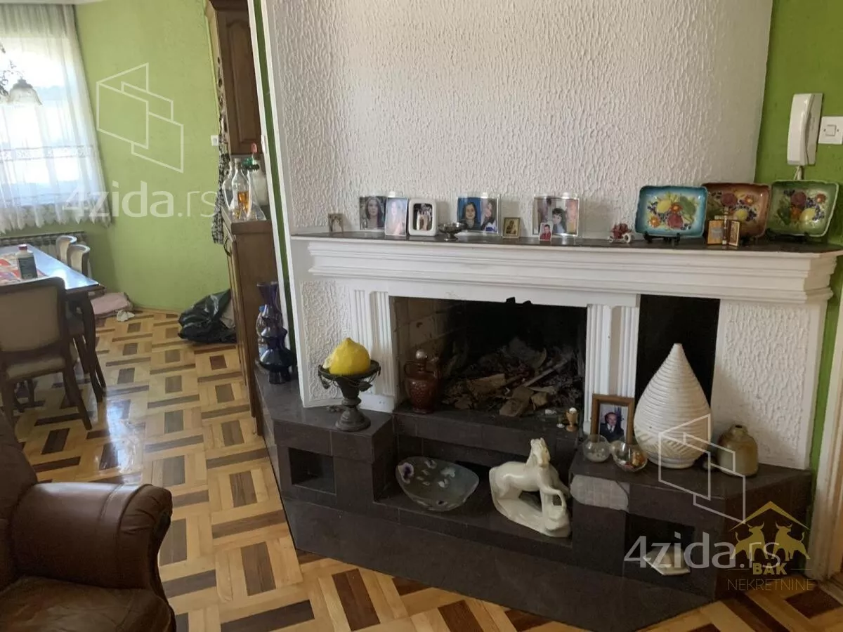 Kuća | 4zida
