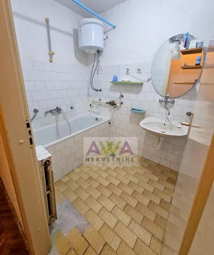 Nova Selenča | 4zida.rs