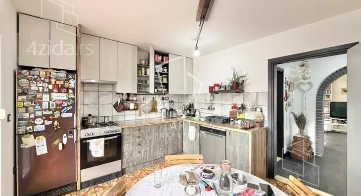 4-etažna kuća | 4zida