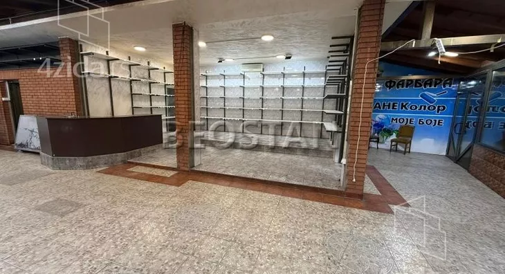 Lokal | 4zida