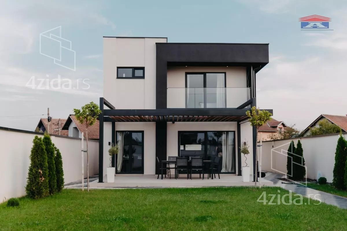 Kuća | 4zida
