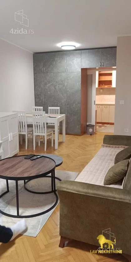 BRAĆE RIBNIKAR | 4zida.rs