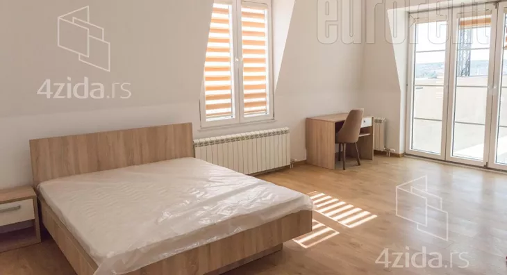 4-etažna kuća | 4zida