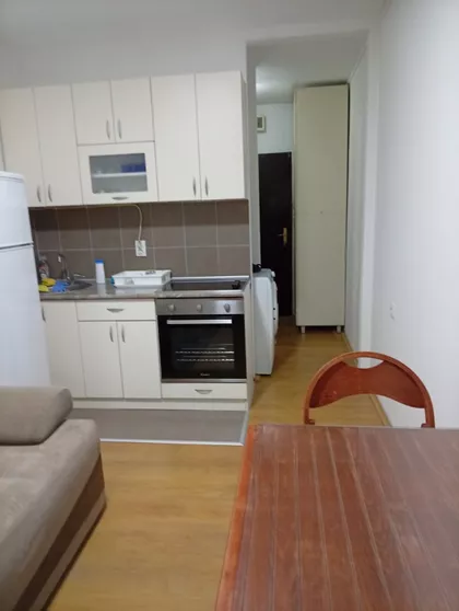 Radnih Akcija 93A | 4zida.rs