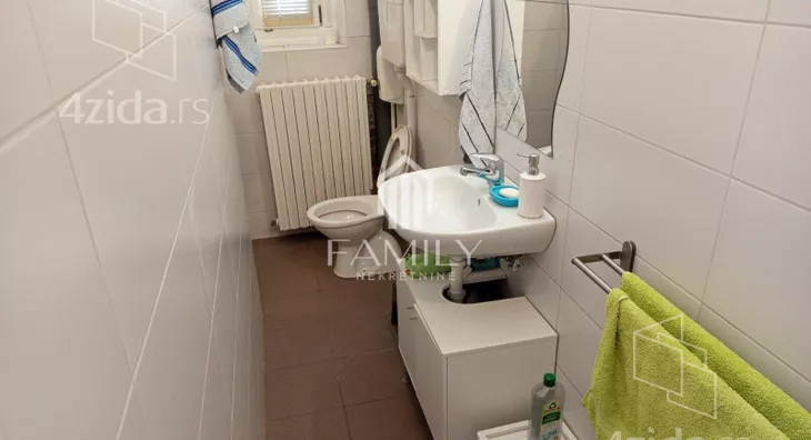 Četvoroiposoban stan | 4zida