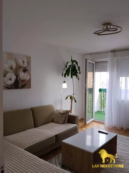 BULEVAR DESPOTA STEFANA | 4zida.rs