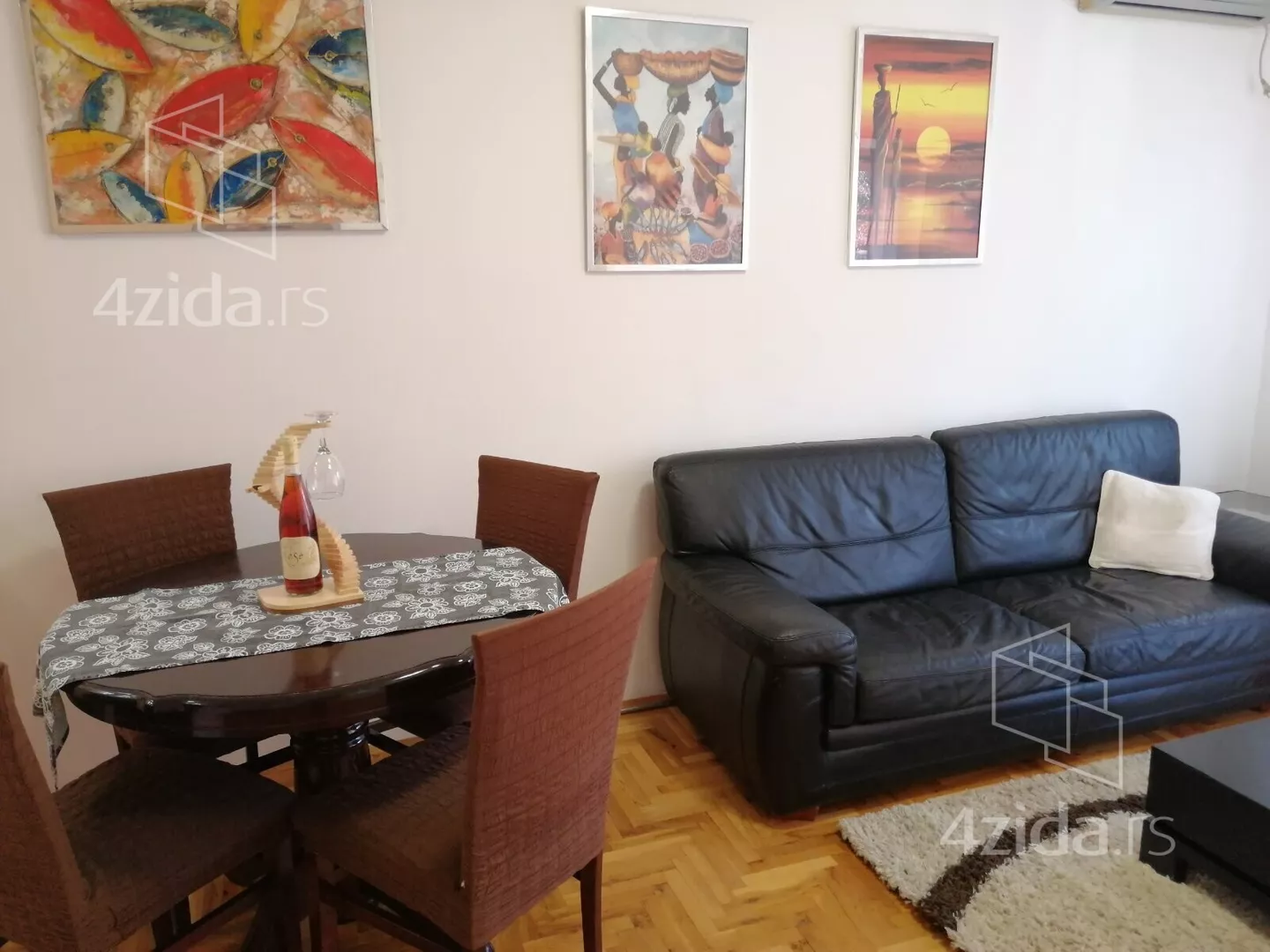 Jednoiposoban stan | 4zida