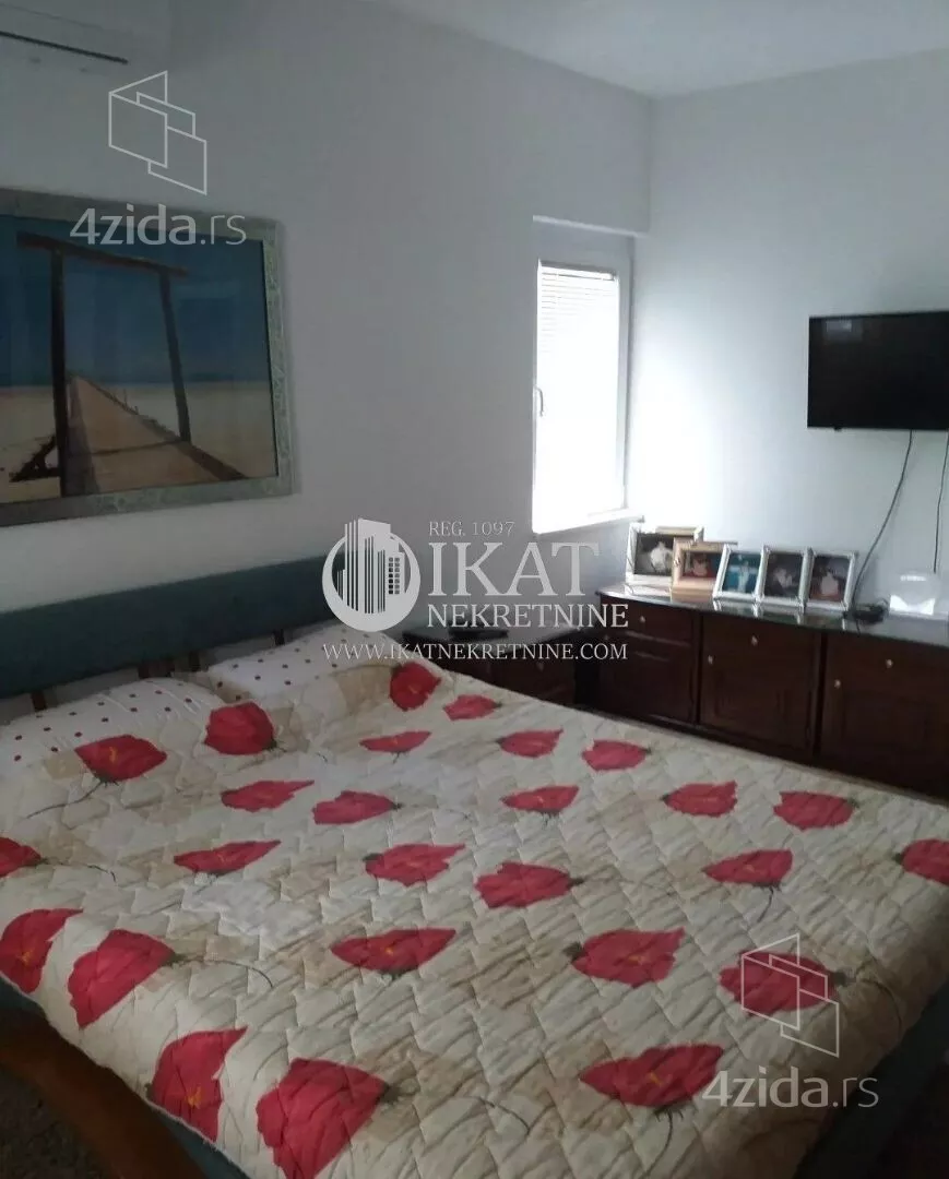 5-etažna kuća | 4zida