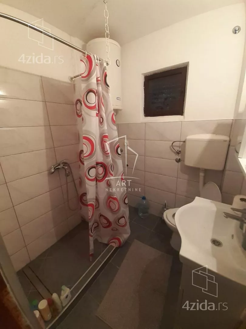 4-etažna kuća | 4zida