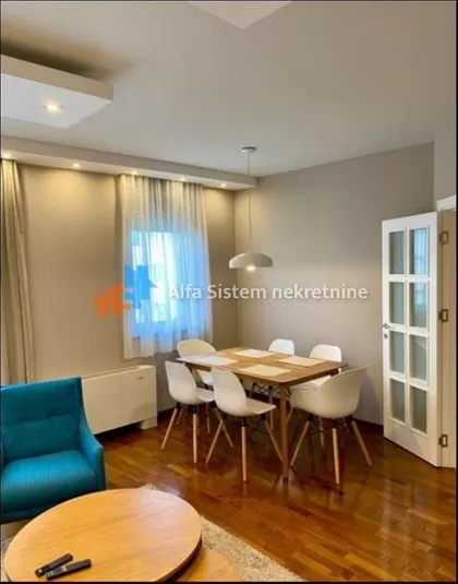 Crveni Krst Vračar | 4zida.rs