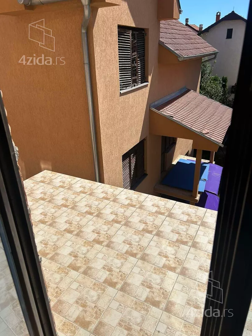 4-etažna kuća | 4zida