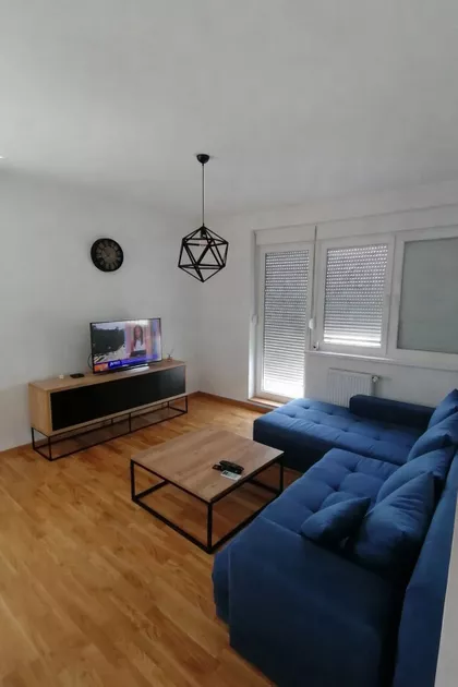 Lenke Dunđerski | 4zida.rs