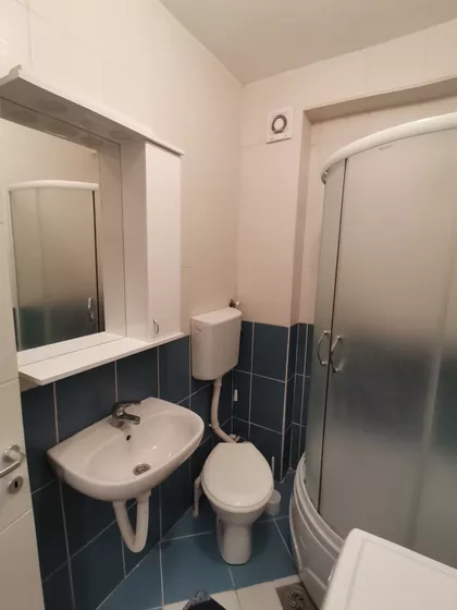 Sremska | 4zida.rs