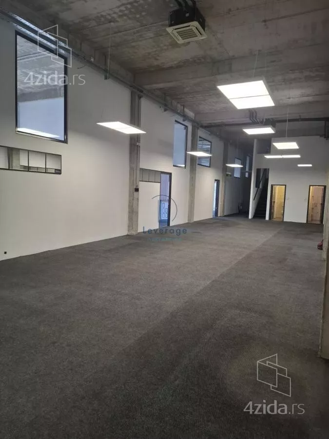 Poslovni prostor | 4zida