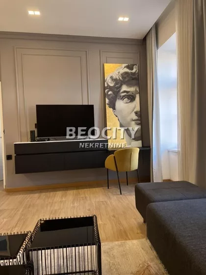 Zmaj Jovina | 4zida.rs