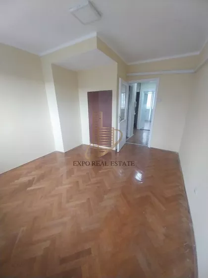 USTANIČKA | 4zida.rs